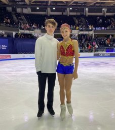 Новая пара в фигурном катании! Александра Трусова и Марк Кондратюк закрутили роман