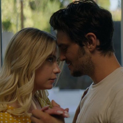 Эшли Бенсон влюбляется в загадочного садовника в триллере &laquo;Проникновение&raquo;