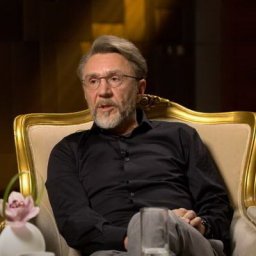 Сергей Шнуров рассказал Татьяне Толстой о запрете русской культуры и роли мата в жизни