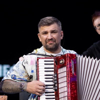 Баста исполнил заветную мечту Карины Кросс в &laquo;Неформате&raquo;