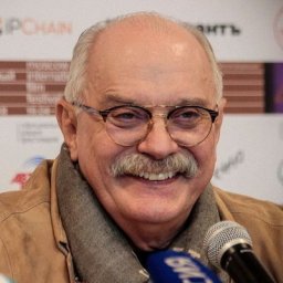 Никита Михалков вышел на связь из больницы