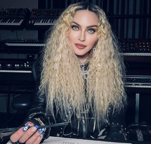 Мадонна бросила 28-летнего бойфренда