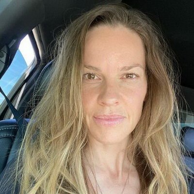 Хилари Cуэнк родила двойню