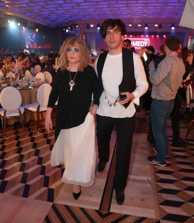 &laquo;Какая у меня красотка сидит&raquo;: Максим Галкин отвез Аллу Пугачеву в гости к Лайме Вайкуле