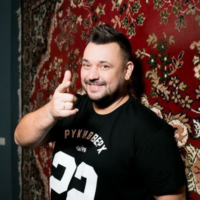 Сергей Жуков откроет в Москве пятый «Руки Вверх бар» Сергей Жуков откроет в Москве пятый «Руки Вверх бар»