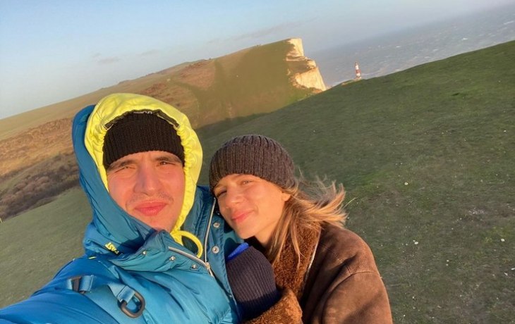 Рэпер Feduk опубликовал трогательное видео, на котором нянчит новорожденную дочь