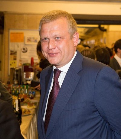 Сергей Капков с молодой спутницей попал в объектив израильских СМИ