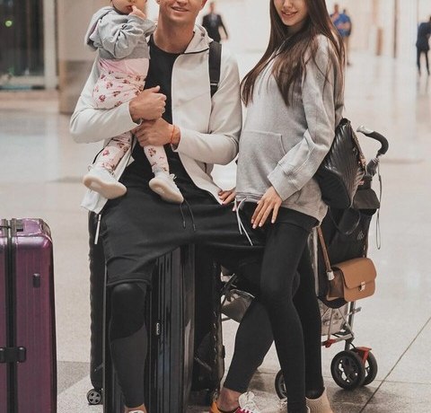 &laquo;Бедный мой малыш!&raquo;: Анастасия Костенко опубликовала переписку со свекровью