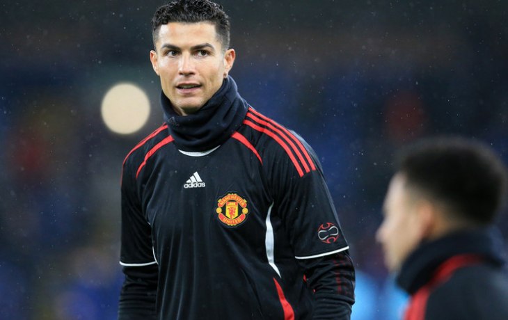 Криштиану Роналду забрал из клиники невесту с дочерью, оставшейся без брата-близнеца