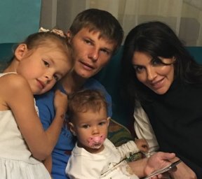 &laquo;Где опека? Андрей, заберите детей!&raquo;: подписчики обратились к Аршавину после скандала с Алисой