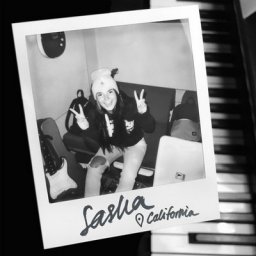 Рецензия: Саша Спилберг - &laquo;Acoustic in California&raquo;