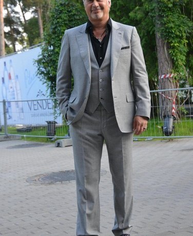 Валерий Меладзе передумал уходить из шоу-бизнеса и решил петь для богачей Европы