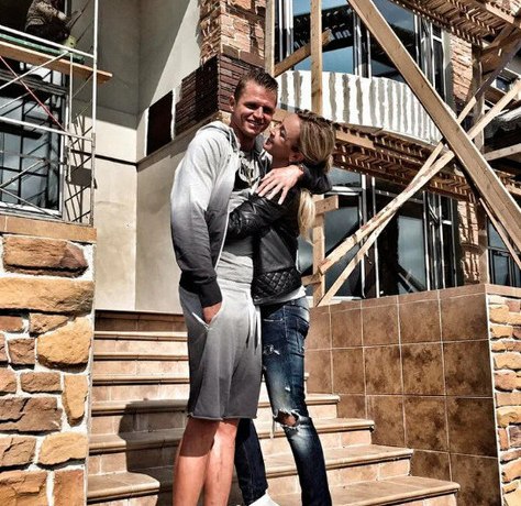 &laquo;Положение не спасает дорогая мебель&raquo;: дизайнер о жилье Тарасова, Тимати, Собчак, Галкина