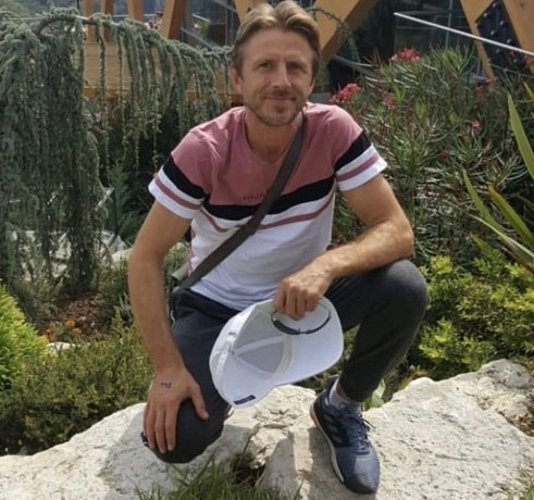 Сделка с совестью? Мать фигуриста Повиласа Ванагаса пристыдила его за участие в шоу Татьяны Навки