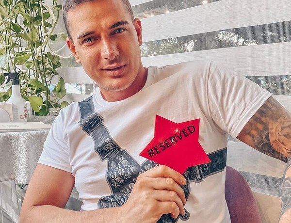 Курбан Омаров &ndash; Ксении Собчак: &laquo;Удобно любить Россию издалека&raquo;