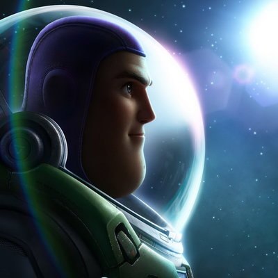 Базз Лайтер с командой готовятся к схватке с пришельцами Базз Лайтер с командой готовятся к схватке с пришельцами