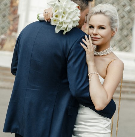 Бывшая солистка &laquo;Ленинграда&raquo; Алиса Вокс вышла замуж