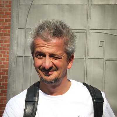 «Новую оптимистическую трагедию» покажет Константин Богомолов в МХТ «Новую оптимистическую трагедию» покажет Константин Богомолов в МХТ
