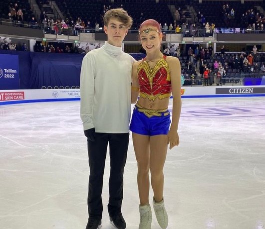 Новая пара в фигурном катании! Александра Трусова и Марк Кондратюк закрутили роман