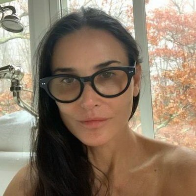 У Деми Мур роман с шеф-поваром У Деми Мур роман с шеф-поваром