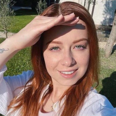 Юлия Савичева заболела коронавирусом в четвертый раз Юлия Савичева заболела коронавирусом в четвертый раз