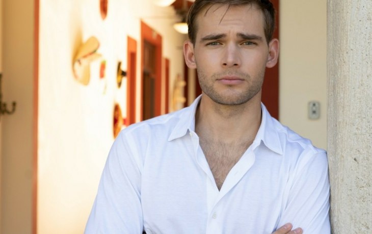 Встречаются или отрабатывают контракт? Яна Сапета пришла на день рождения к холостяку Гранкову