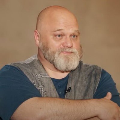 Алексей Федорченко рассказал Антону Долину о Екатеринбурге, Санкт-Петербурге и Василии Шукшине