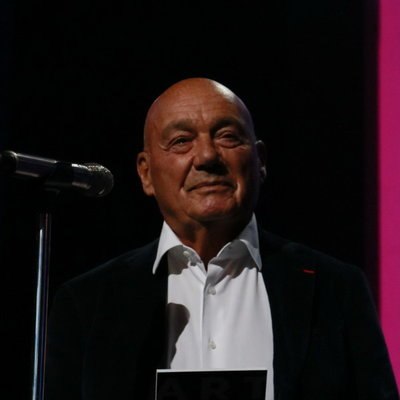 Сегодня: родились Владимир Познер и Эйса Баттерфилд