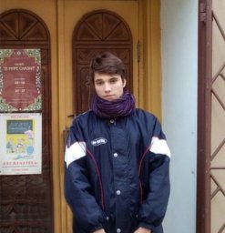 &laquo;Малый, зачем мы его убили? Я так жалею&hellip;&raquo;: родители Влада Бахова обнародовали сообщения друзей сына