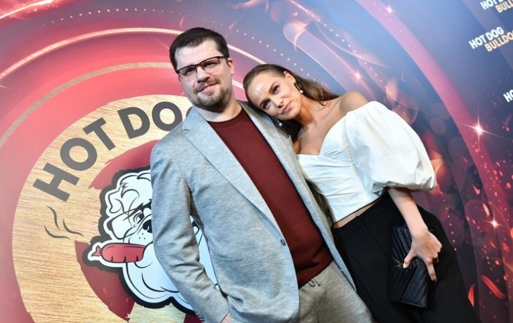 Всем сплетням назло. Катерина Ковальчук отметила день рождения рядом с Гариком Харламовым