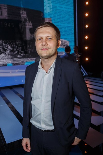 &laquo;Посреди этого кошмара педагоги растят лучших людей&raquo;: Корчевников плакал, говоря о детях Луганска