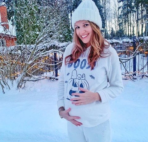 Беременная Женя Малахова: &laquo;Незнакомые люди желают смерти мне и моему ребенку&raquo;