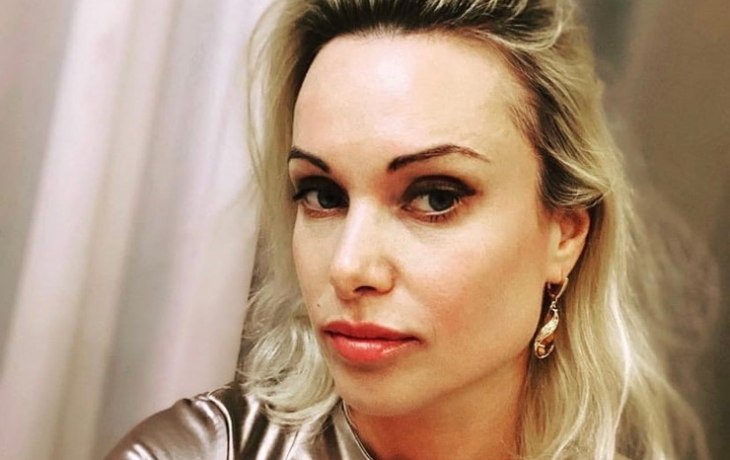 СМИ: редактор Первого канала Марина Овсянникова не планирует бежать из страны после провокации