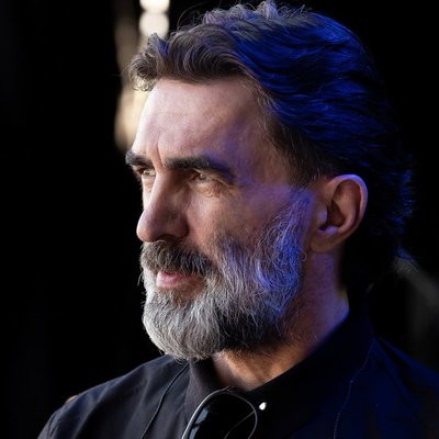 Вячеслав Бутусов: &laquo;Все, что я мог сделать с собой, &mdash; это избавиться от излишеств, которые меня сильн