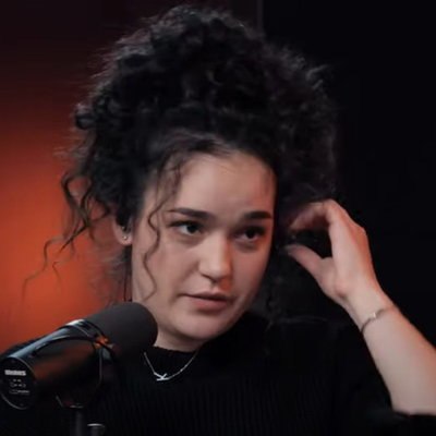 Обзор: &laquo;Зоя - про Шнурова, как попасть в &laquo;Ленинград&raquo; и зачем нужен мат в песнях. МузLoft #52&raquo;