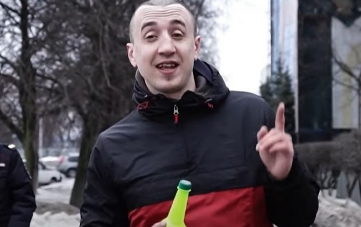 Рэпера Сашу Скула нашли мертвым в московской квартире Рэпера Сашу Скула нашли мертвым в московской квартире