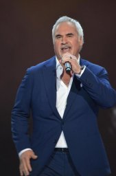 &laquo;Начинаем работать!&raquo;: переживший тонну хейта Валерий Меладзе вышел из тени