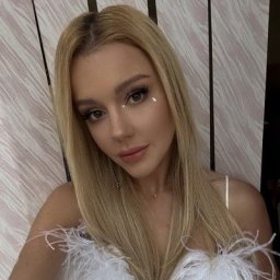 Сегодня: Юлианне Карауловой - 35