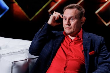 Меньщиков: &laquo;Я пришел в числе 15 клевых ребят, лелея надежду стать когда-то, как минимум Собчак&raquo;