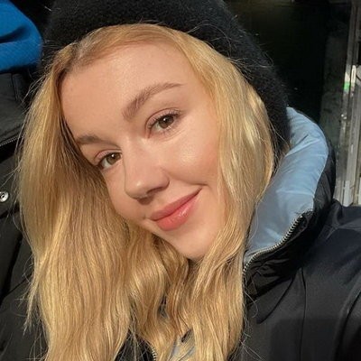 Юлианна Караулова: &laquo;Работа с продюсером в прежнем понимании - это устаревшая формулировка&raquo;