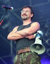 Михаил Шахназаров &ndash; Юрию Шевчуку: &laquo;Как человек, который не уважает себя, может нести в народ слово?&raquo;