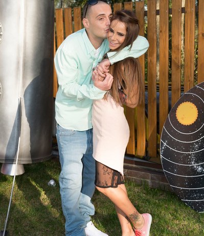 Айза: &laquo;Сейчас Гуф нездоров. Хочу, чтобы люди, которые живут за его счет, хоть немного заботились&raquo;