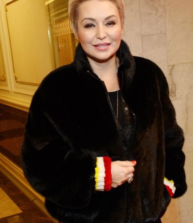 Катя Лель: &laquo;Меня нет на центральных каналах, потому что продюсер Саша Волков взял клятвы с людей&raquo;