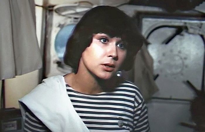 Репетировала на уколах. Как умирала от рака 34-летняя звезда &laquo;Берегите женщин&raquo; Галина Веневитинова