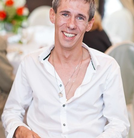 Алексей Панин: &laquo;В кино дорога закрыта давно. Денег осталось мало, а мне ребенка кормить надо&raquo;