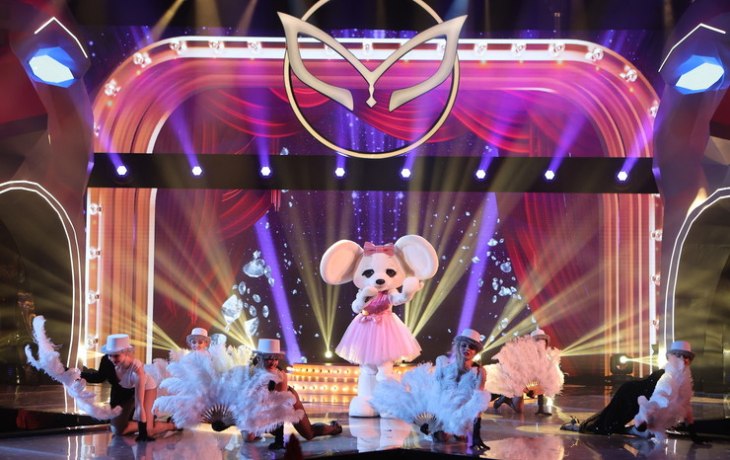 Вот так шокировала! Певица МакSим оказалась Мышью в шоу &laquo;Маска&raquo;