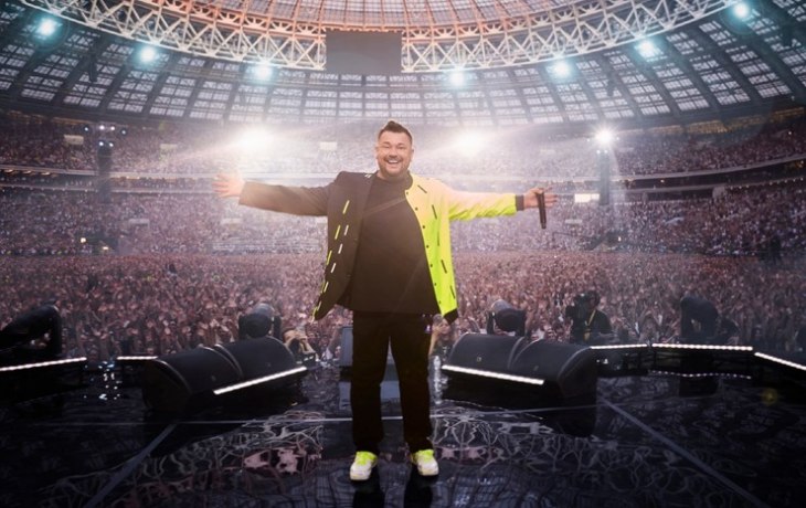 Жуков объявил о новом концерте &laquo;Руки Вверх!&raquo; и предложил скидку эстонцам, запретившим ему въезд на 5