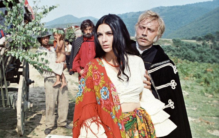 &laquo;В жизни надо уметь сгорать дотла&raquo;. Вдовство, тюрьма и губительная любовь актеров фильма &laquo;Табор уход