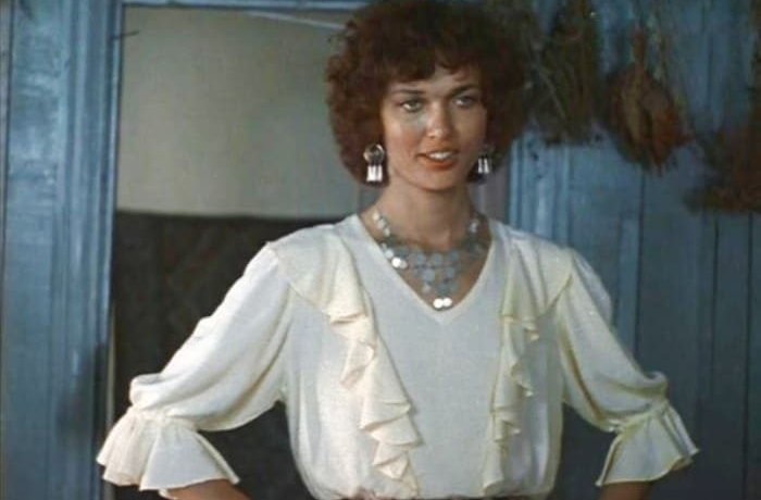 Когда не стало ролей, реставрировала ковры, ушла в монастырь. &laquo;Маленькие трагедии&raquo; Матлюбы Алимовой