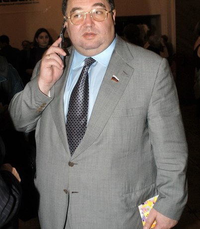 Бывший тесть Николая Баскова перенес острый инфаркт в СИЗО